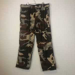 Vintage Old logo Cabela's Men’s CamoPants 40x34